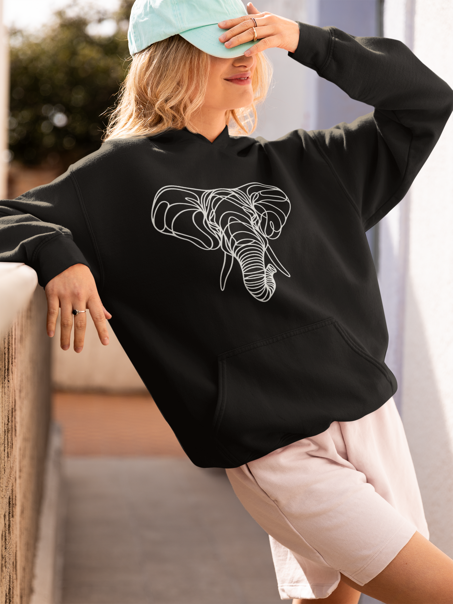 Duwweltjie® Wildline - Elephant Women's Hoodie