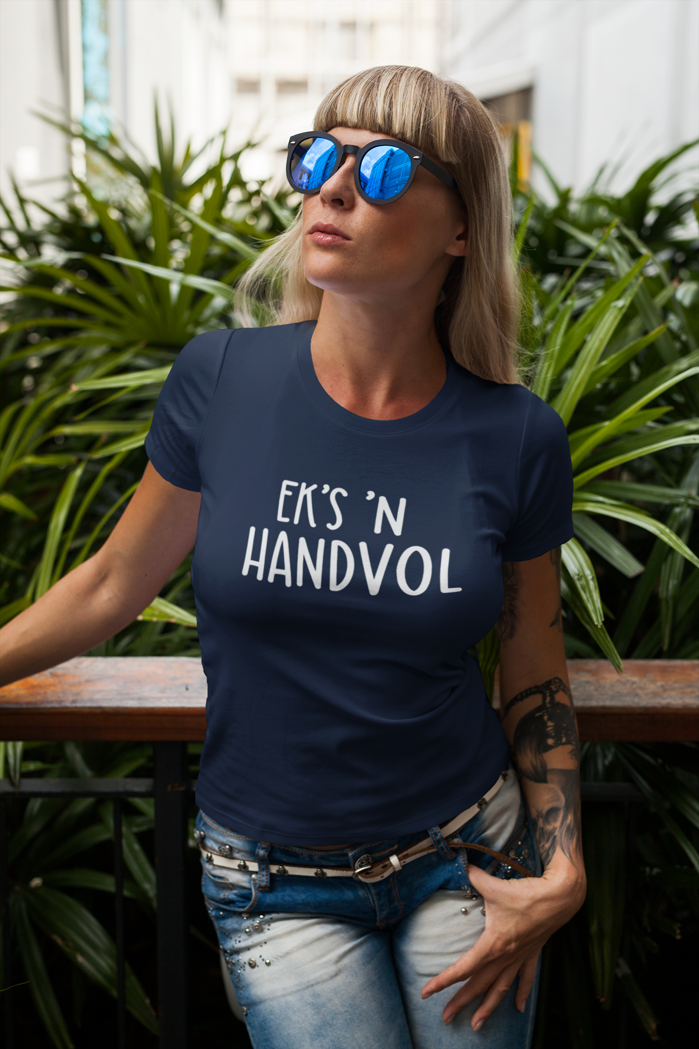 Duwweltjie® - "Ek's 'n Handvol" Women's T-Shirt
