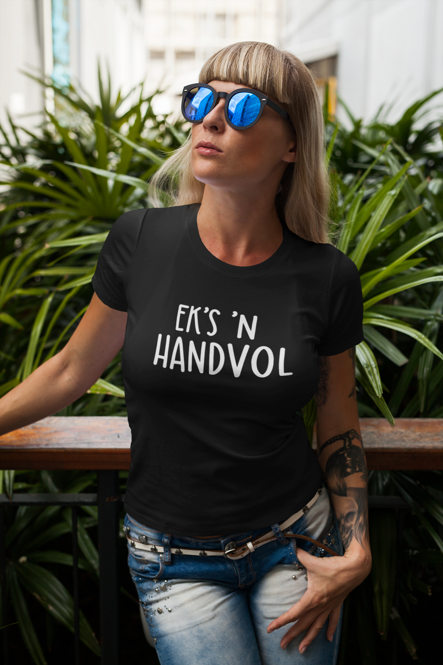 Duwweltjie® - "Ek's 'n Handvol" Women's T-Shirt